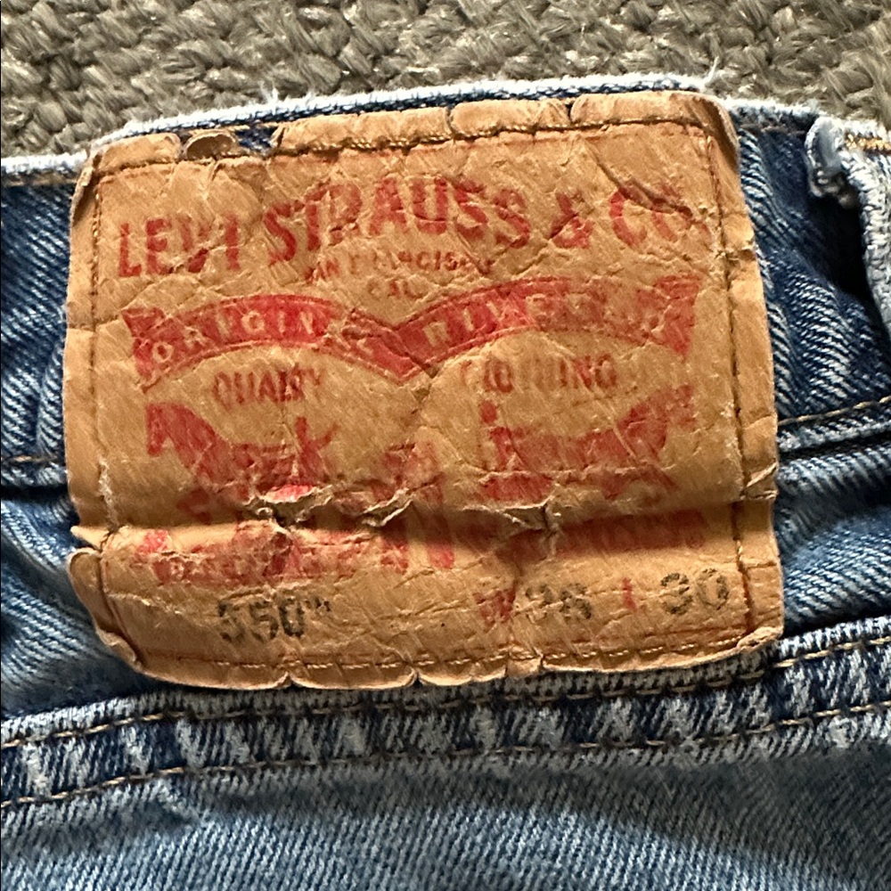 Levi’s 550 Classic Denim Blue Jeans - Picture 7 of 10